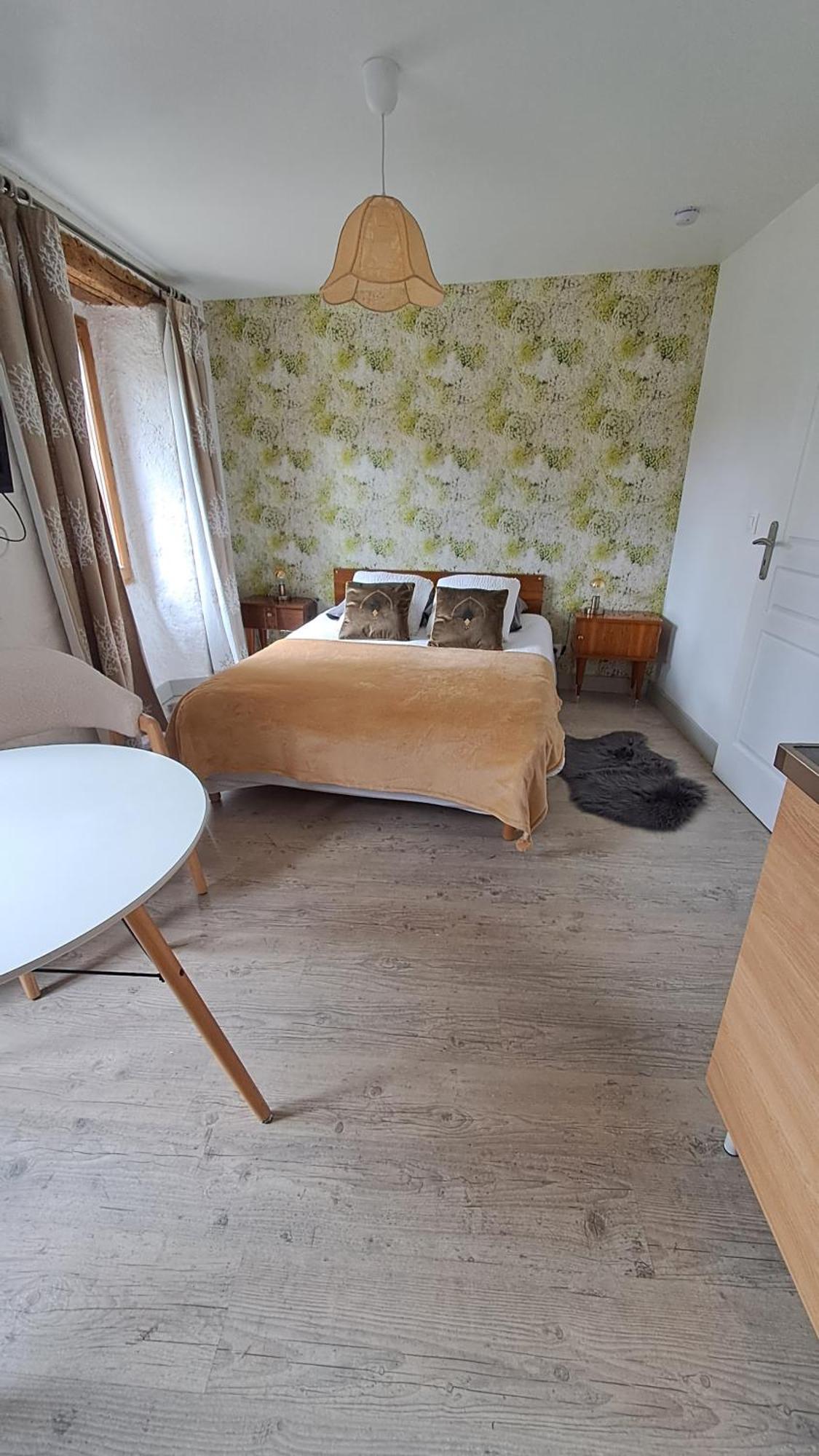 Le Grenier Des Moineaux Bed & Breakfast Font-Romeu-Odeillo-Via Exterior photo